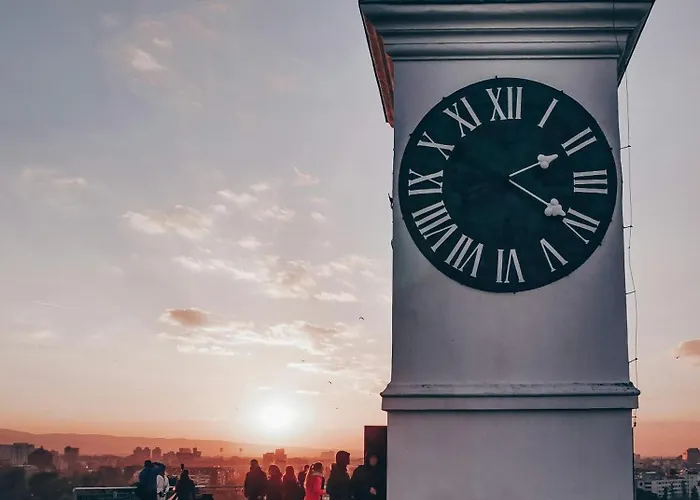 Unique Family By Fortress - Cozy & Spacious - Free Parking דירה נובי סאד