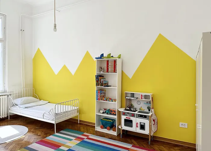 Unique Family By Fortress - Cozy & Spacious - Free Parking דירה