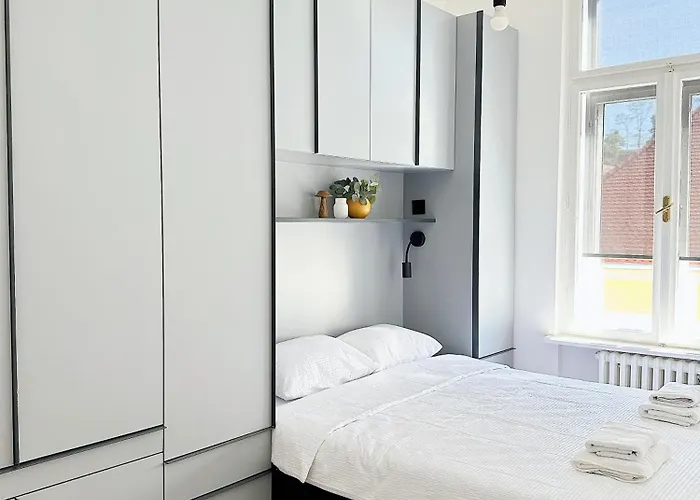 דירה Unique Family By Fortress - Cozy & Spacious - Free Parking נובי סאד